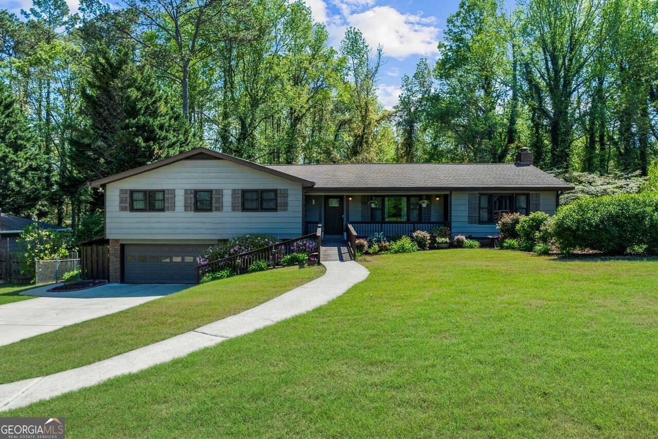 2920 Dara Drive Property Photo 1