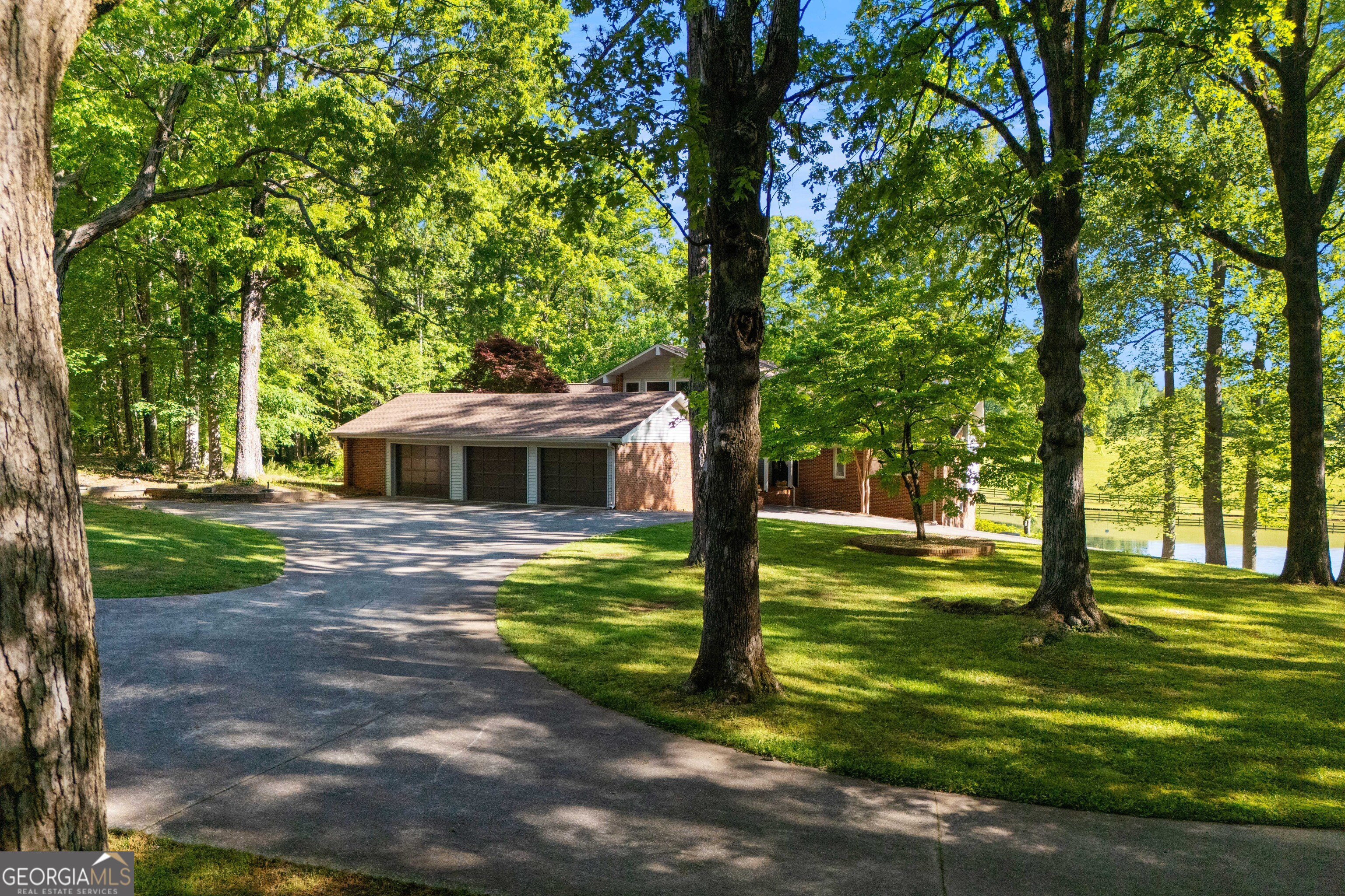 4383 Pool Road Property Photo 4
