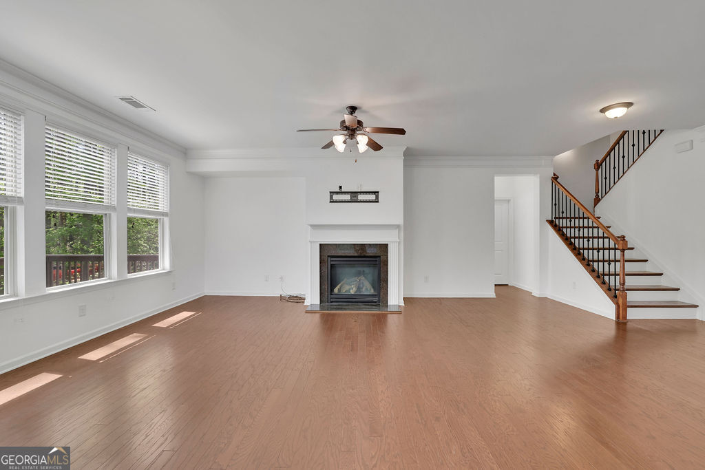 21 Belmore Manor Drive Property Photo 7