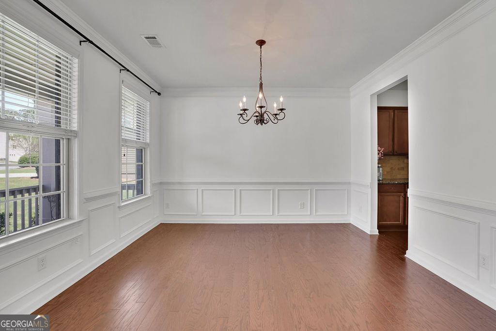 21 Belmore Manor Drive Property Photo 15