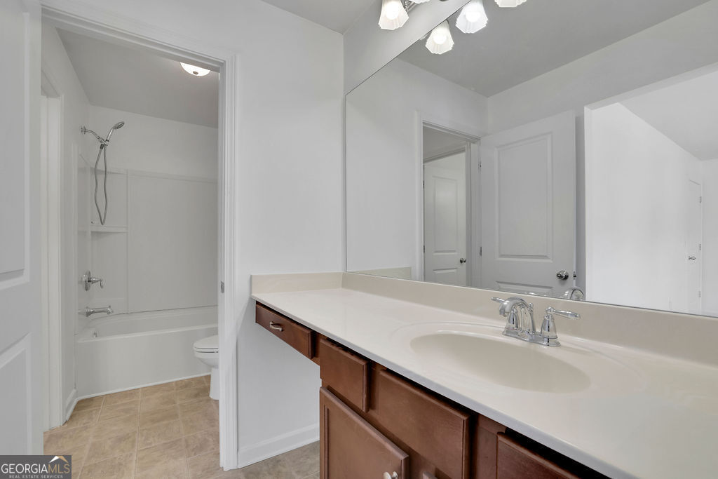 21 Belmore Manor Drive Property Photo 33