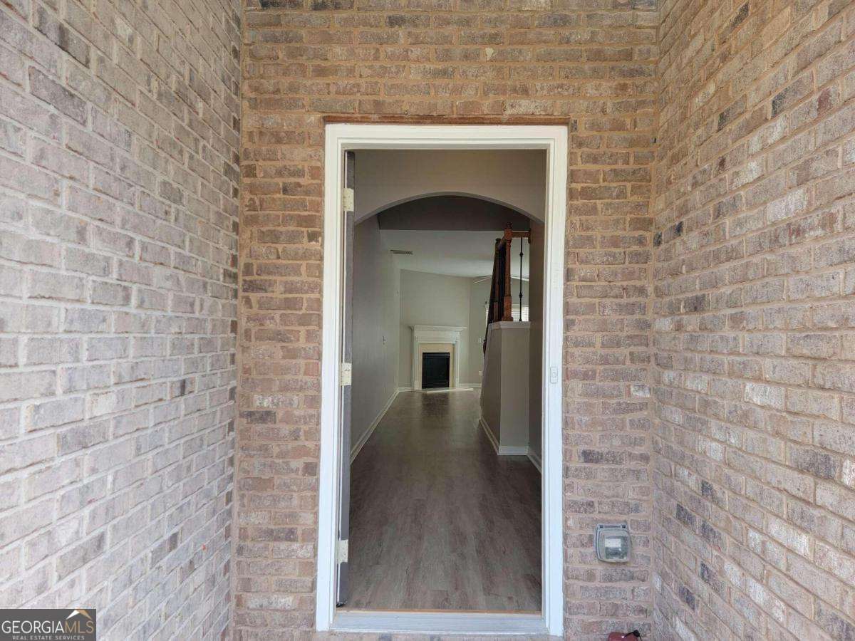 4005 Labrador Way Property Photo 4