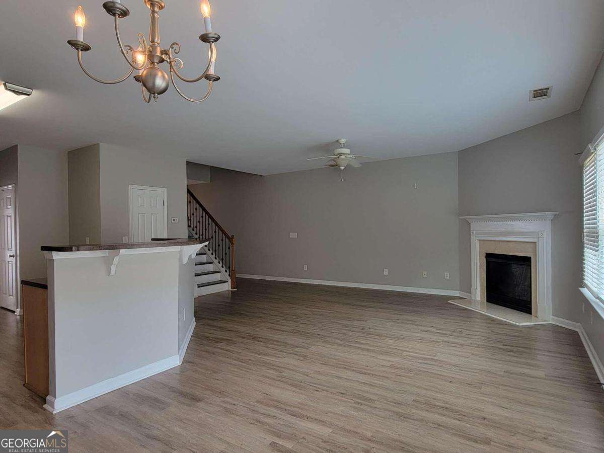 4005 Labrador Way Property Photo 5