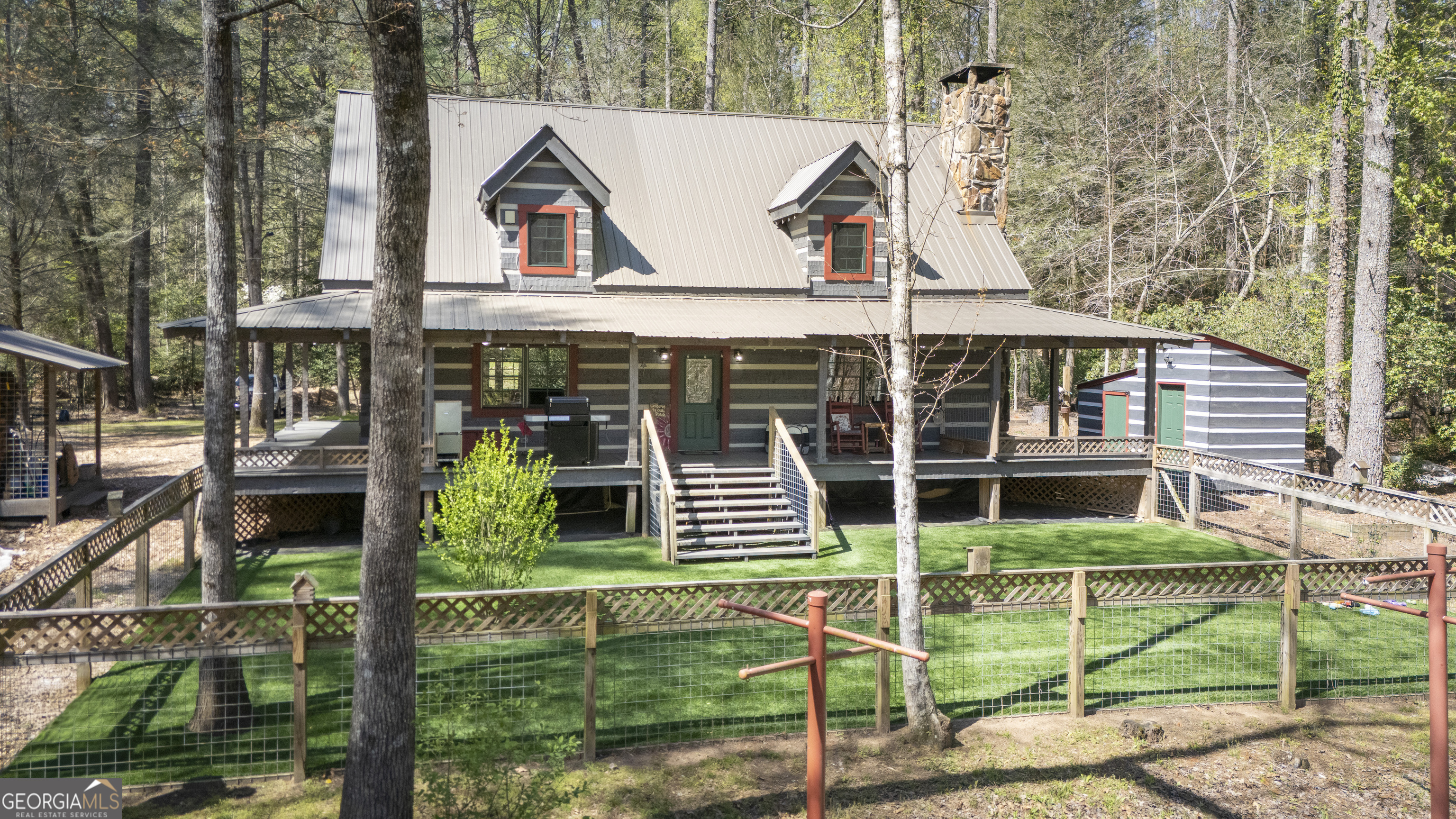 1323 Hooper Road Property Photo 1
