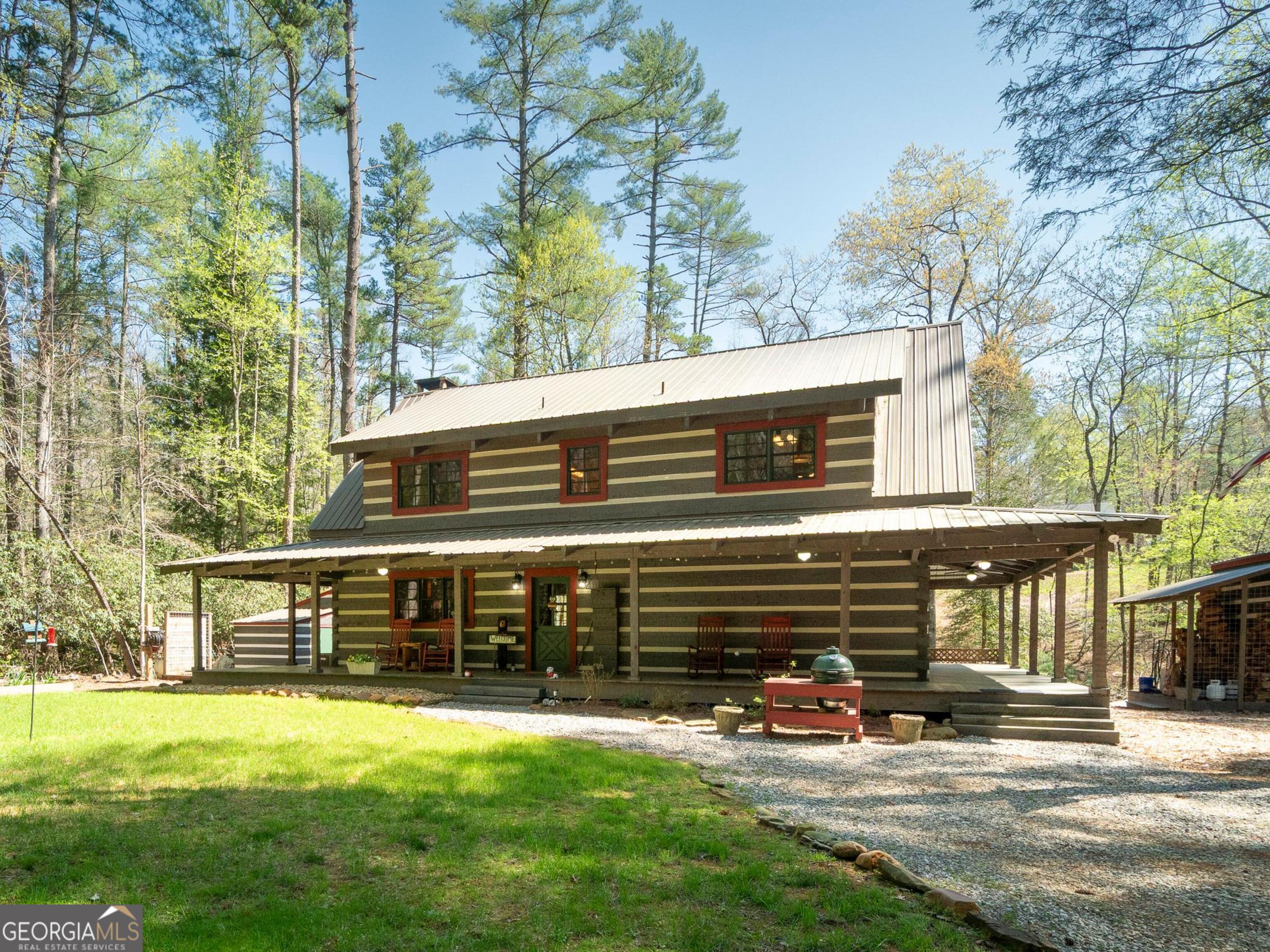 1323 Hooper Road Property Photo 2