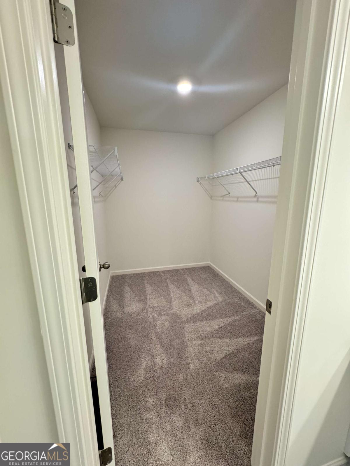 242 Rydal Way Property Photo 6