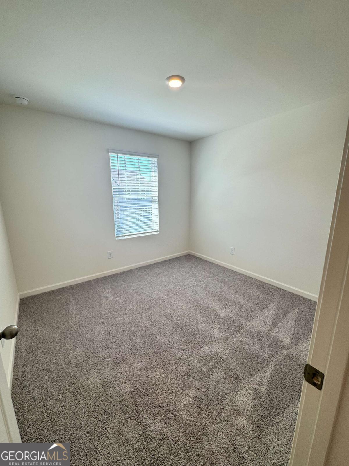 242 Rydal Way Property Photo 8