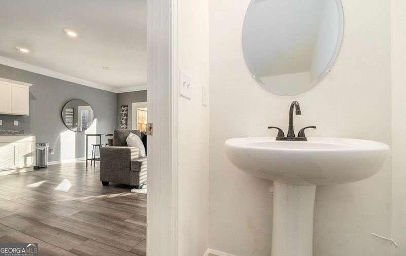 242 Rydal Way Property Photo 18