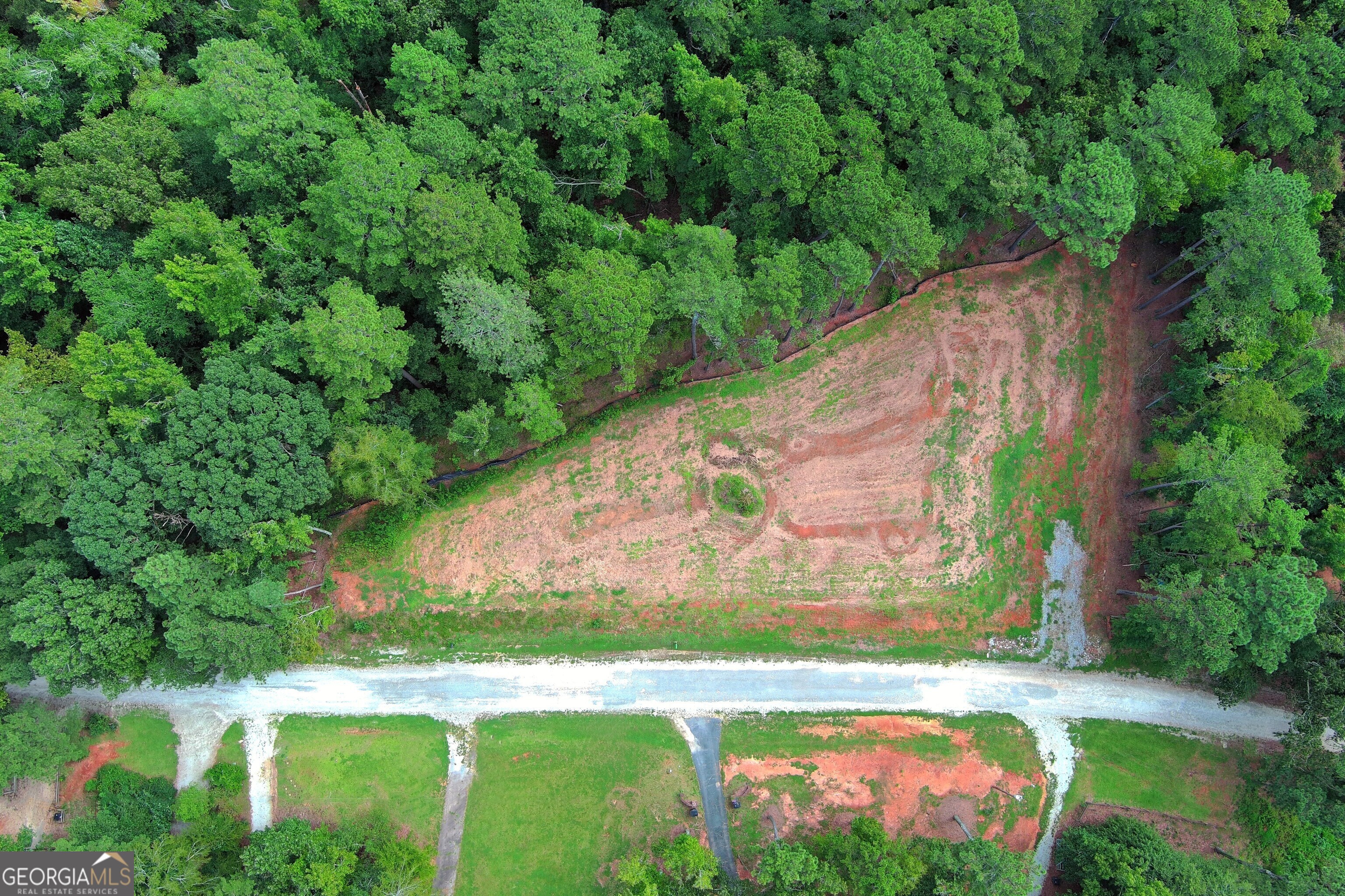1590 Arrowhead Road