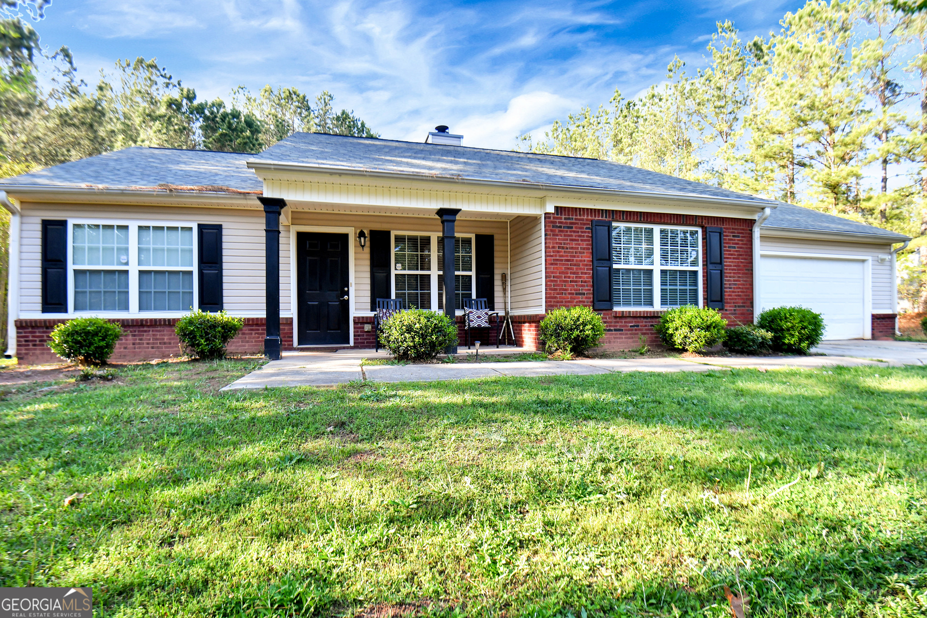 33 Pinewood Circle Property Photo