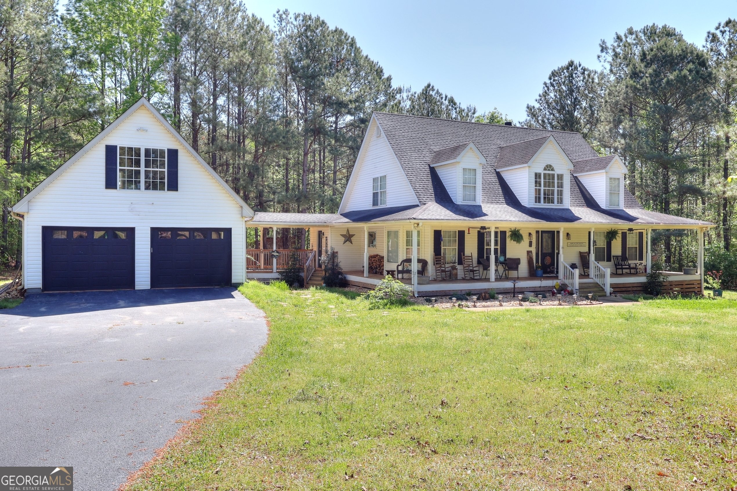 377 Lakeview Drive Property Photo 1