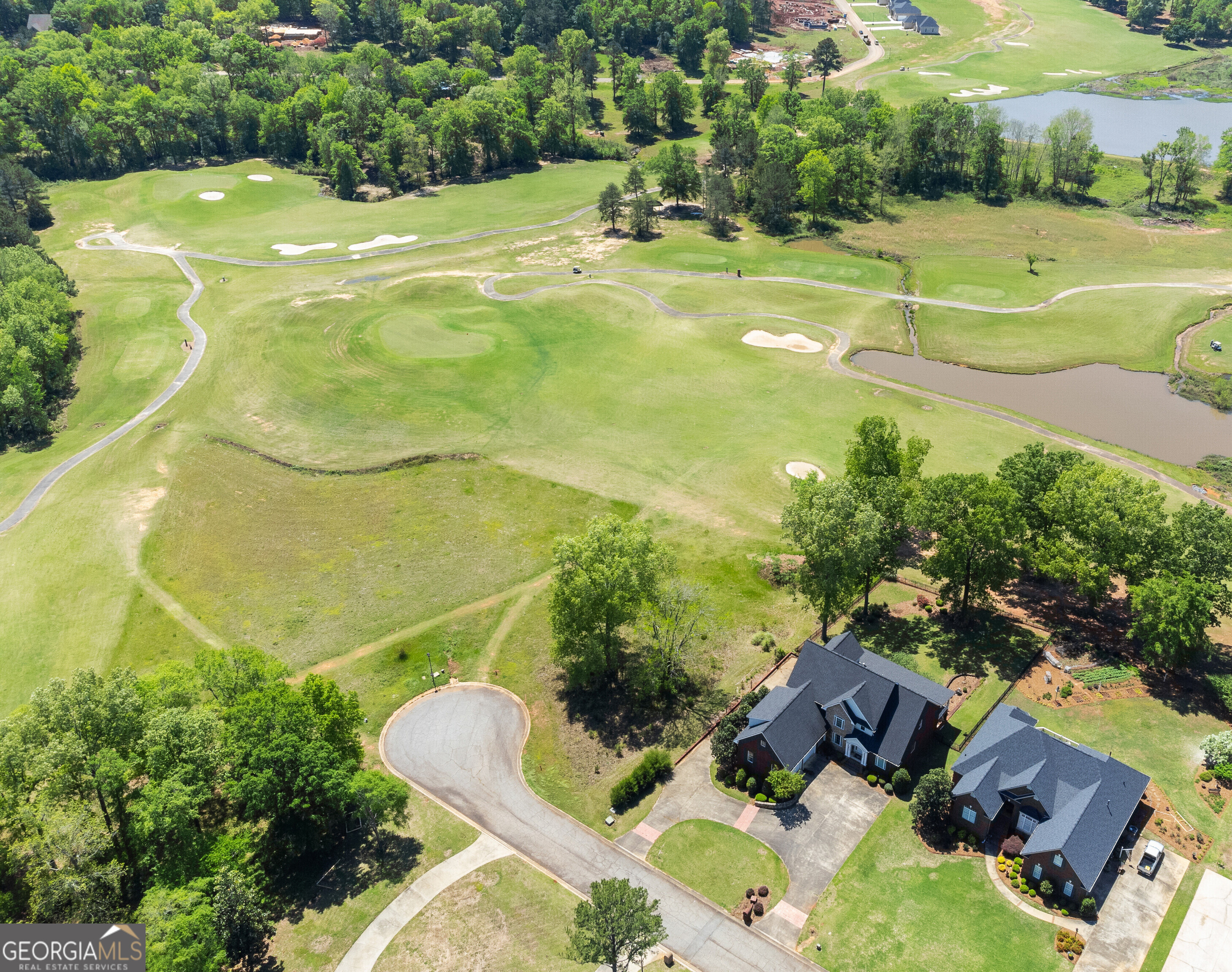 60 Charleston Circle Property Photo