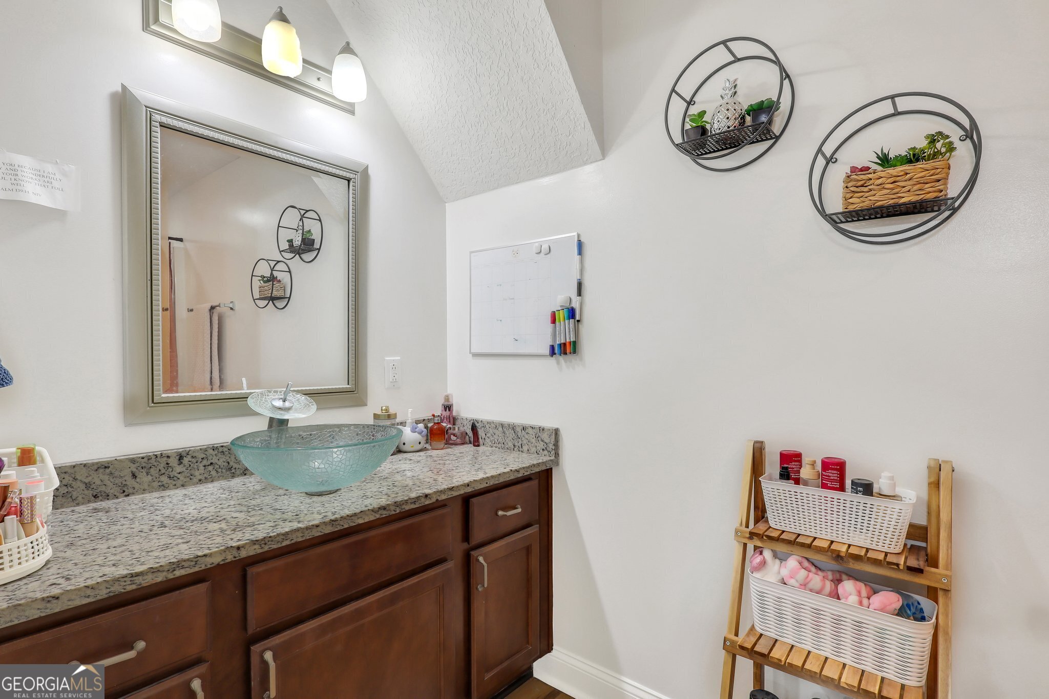 1068 Picnic Lane Ne Property Photo 33