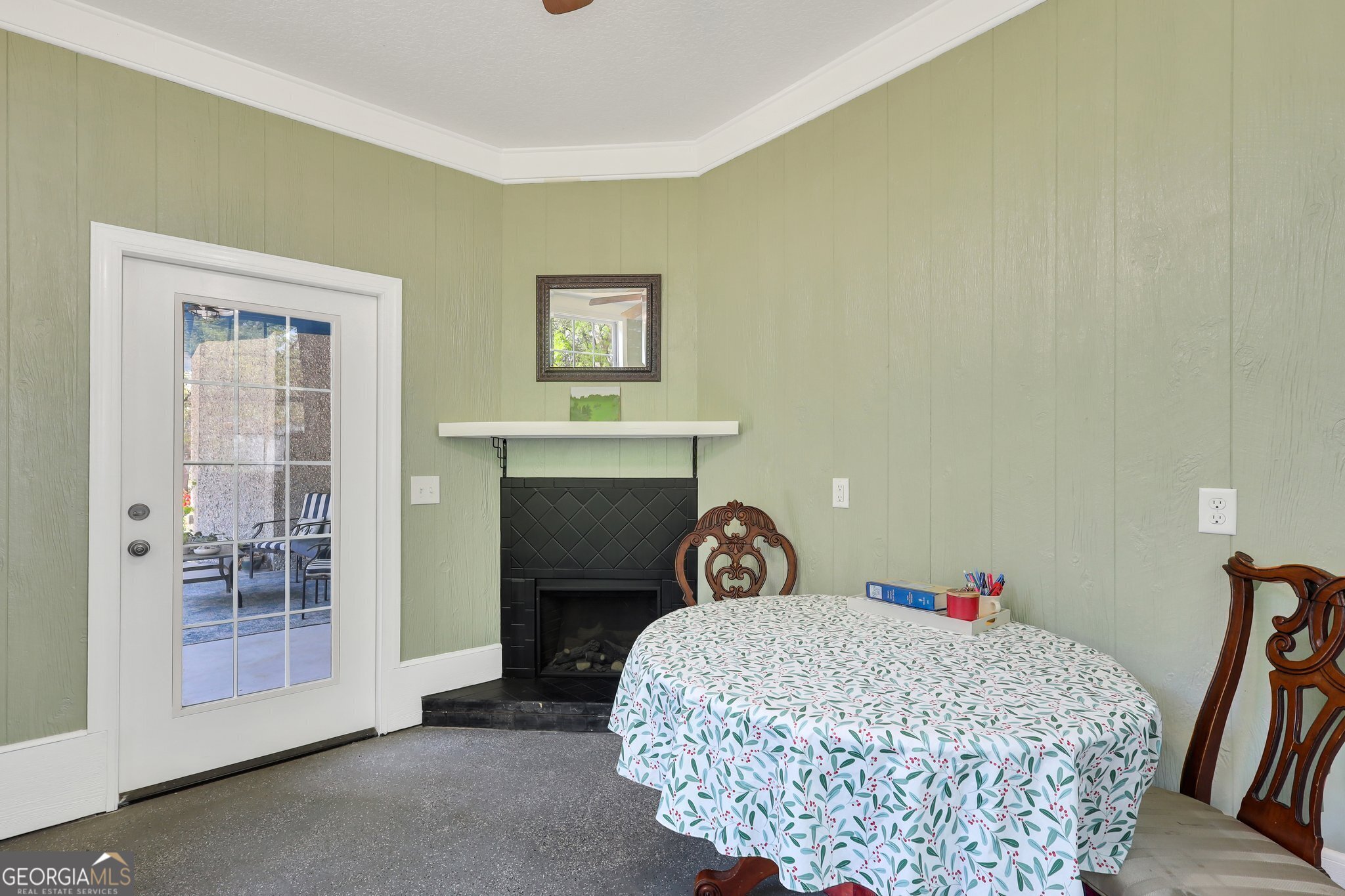 1068 Picnic Lane Ne Property Photo 39