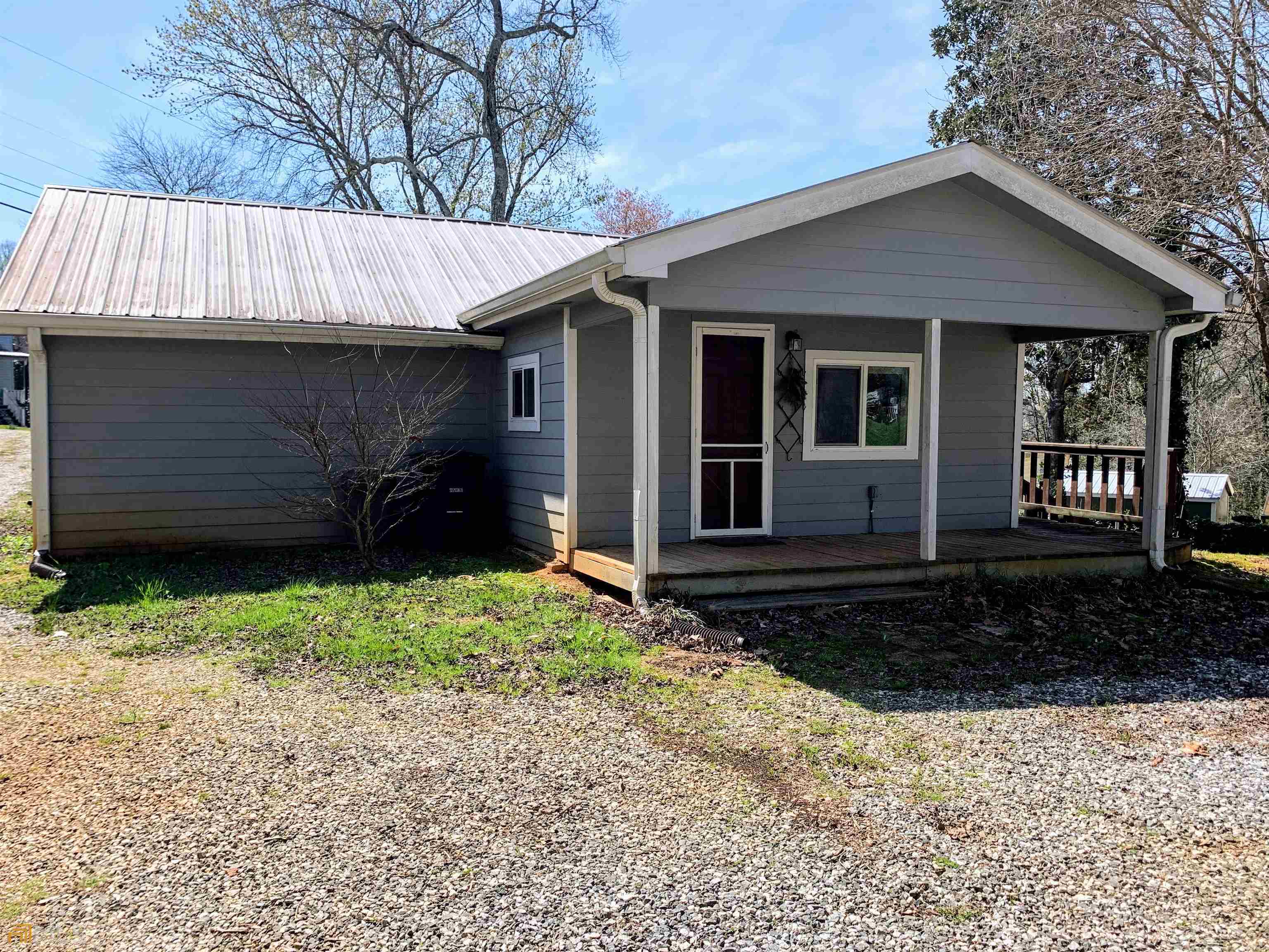 375 Maine Street Property Photo 1