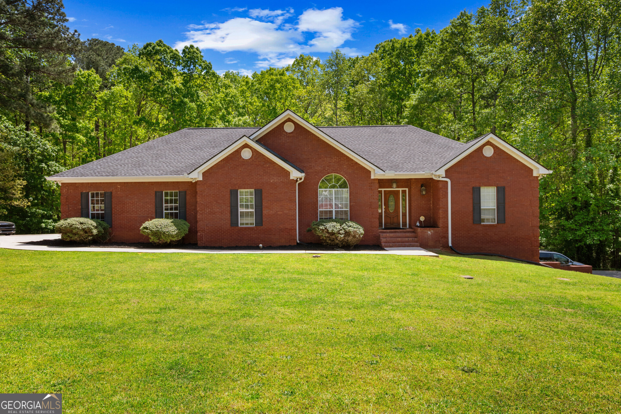 215 The Farm Road Property Photo 1