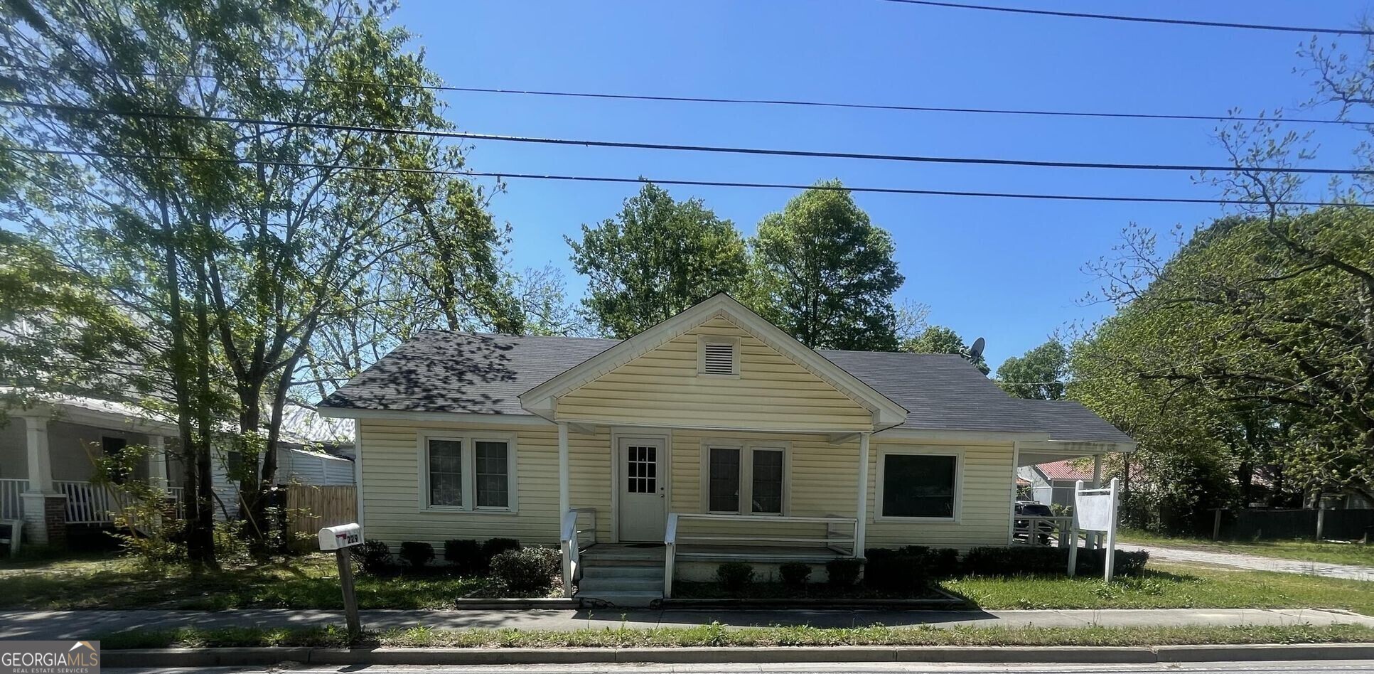 229 Greenway Street Property Photo 1