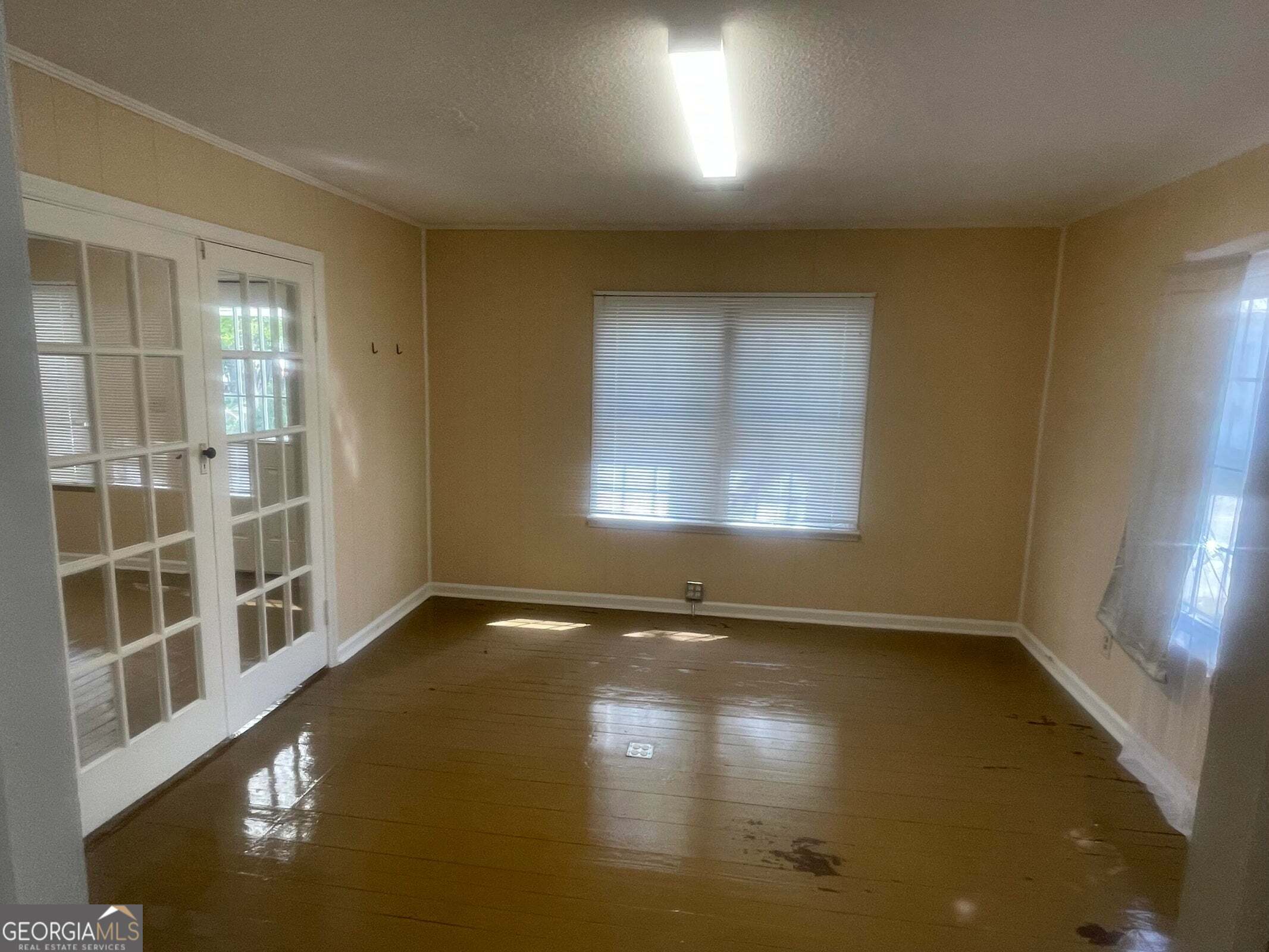 229 Greenway Street Property Photo 4