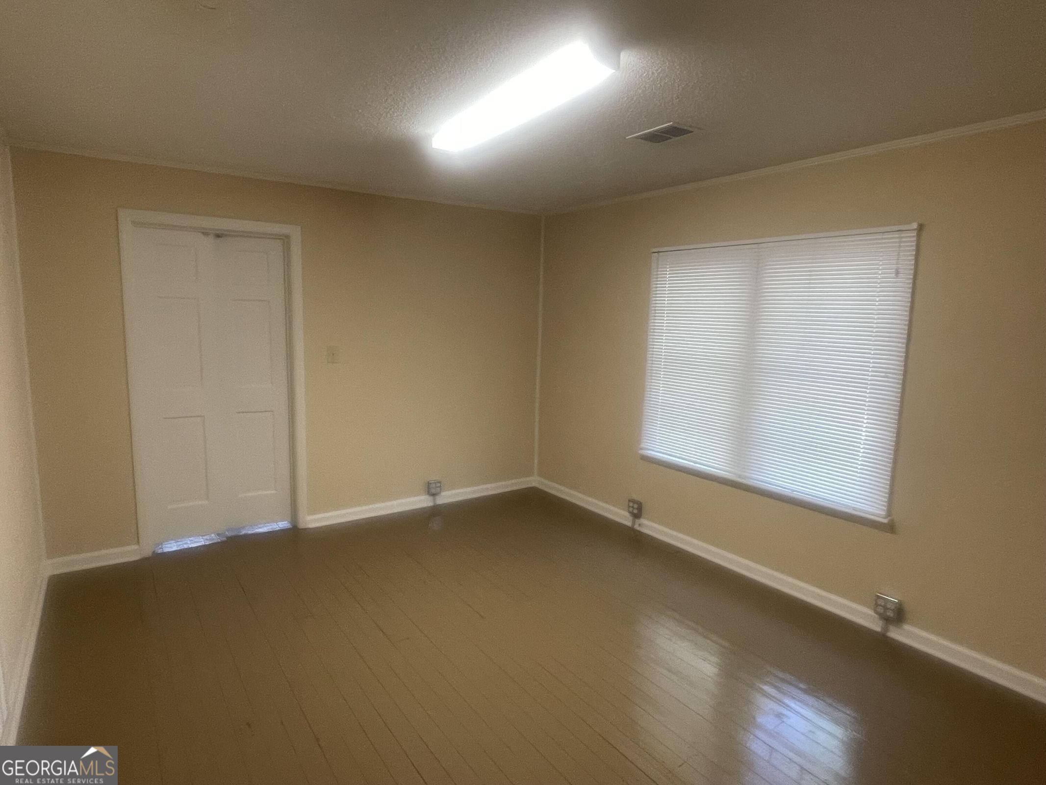229 Greenway Street Property Photo 9