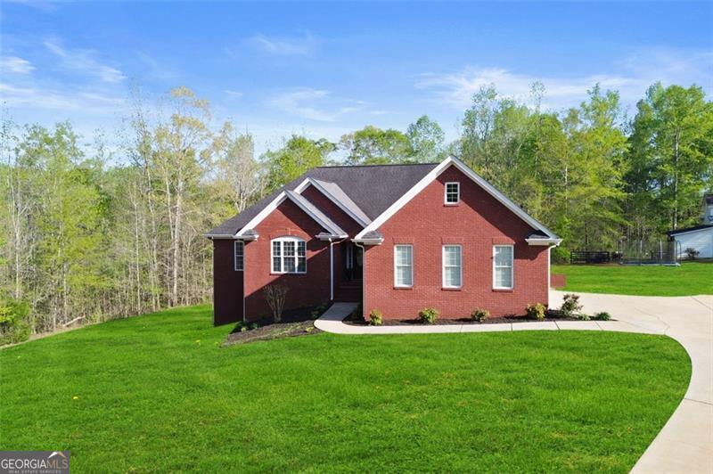 896 Winn Road Property Photo 4