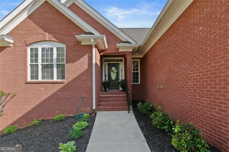 896 Winn Road Property Photo 8