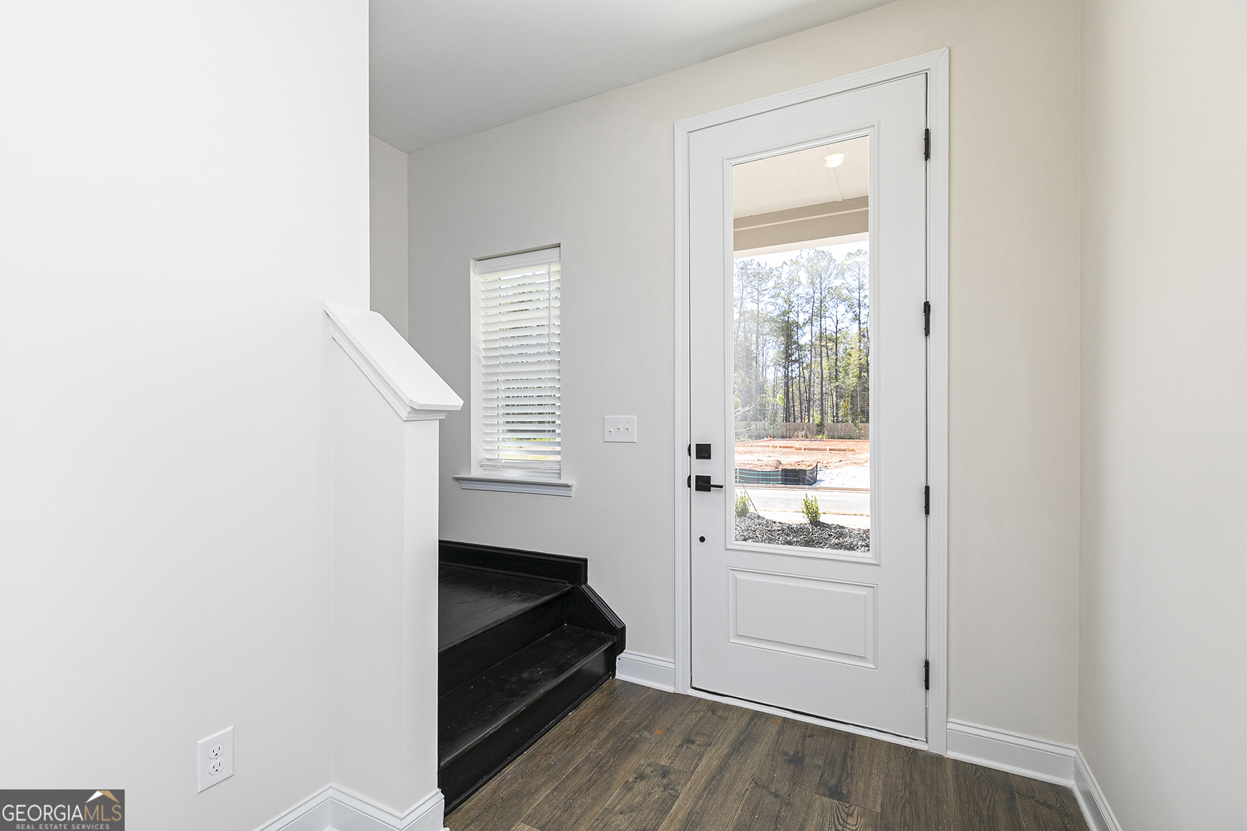 383 Cantrell Drive Property Photo 4