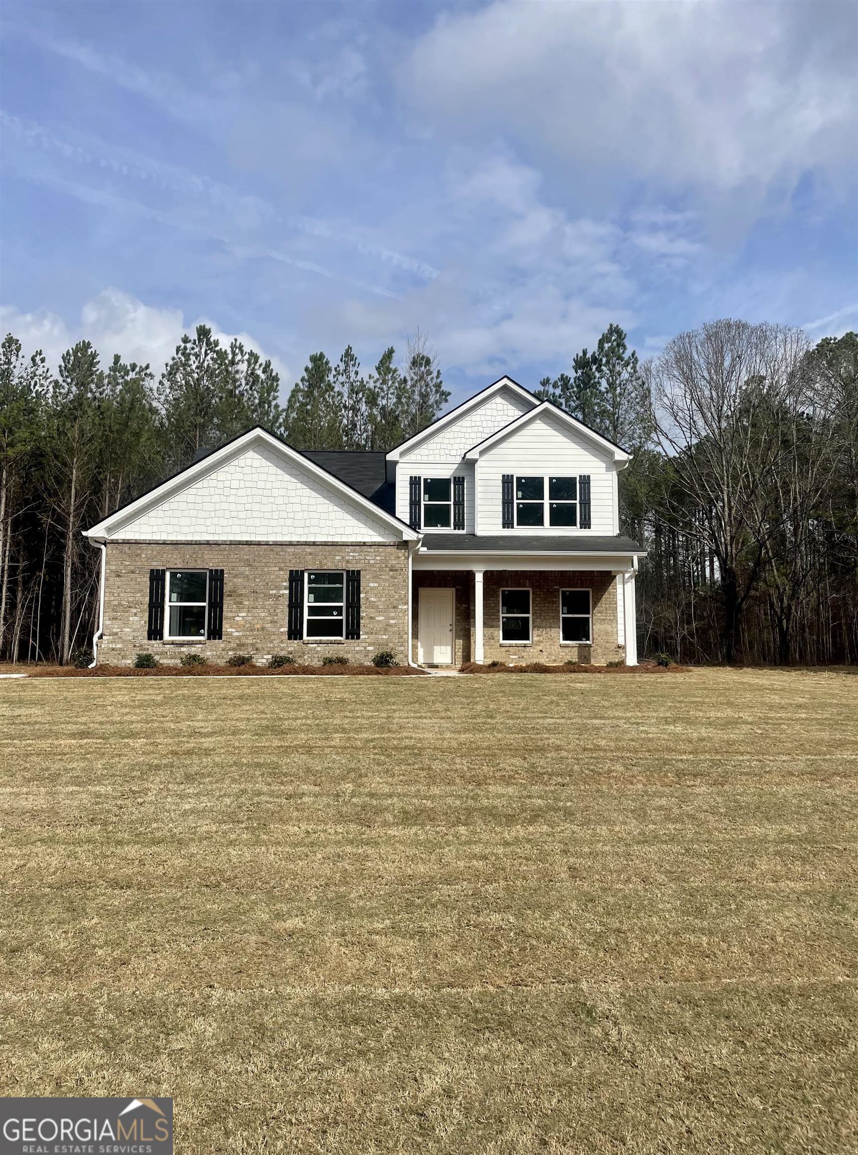 732 Sutton Road Property Photo 1