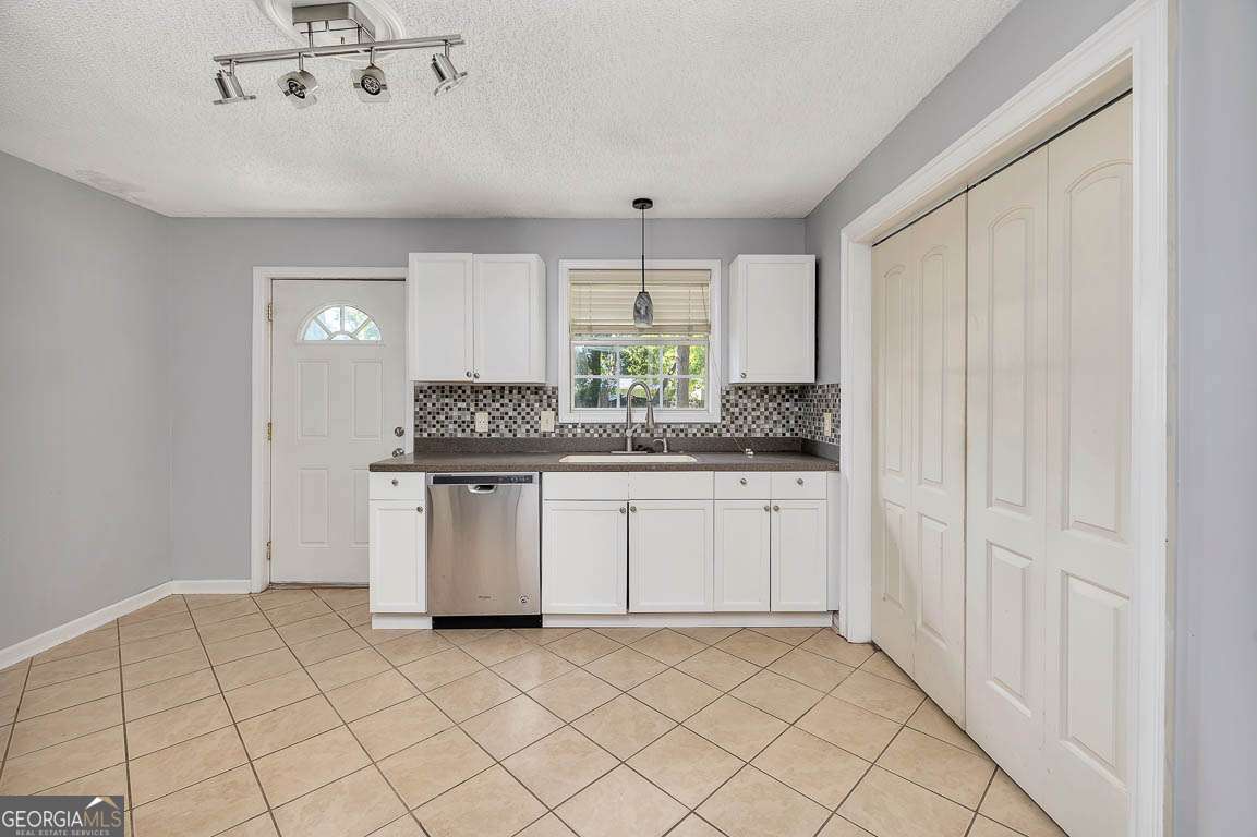 2112 Egret Street Property Photo 9