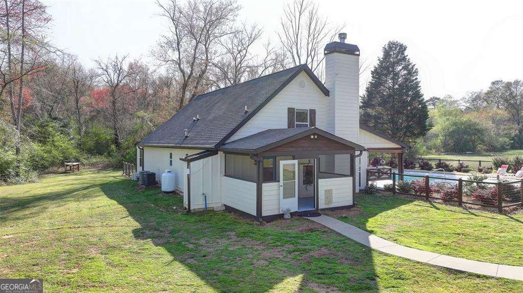 515 Charlie Cooper Road Property Photo 1