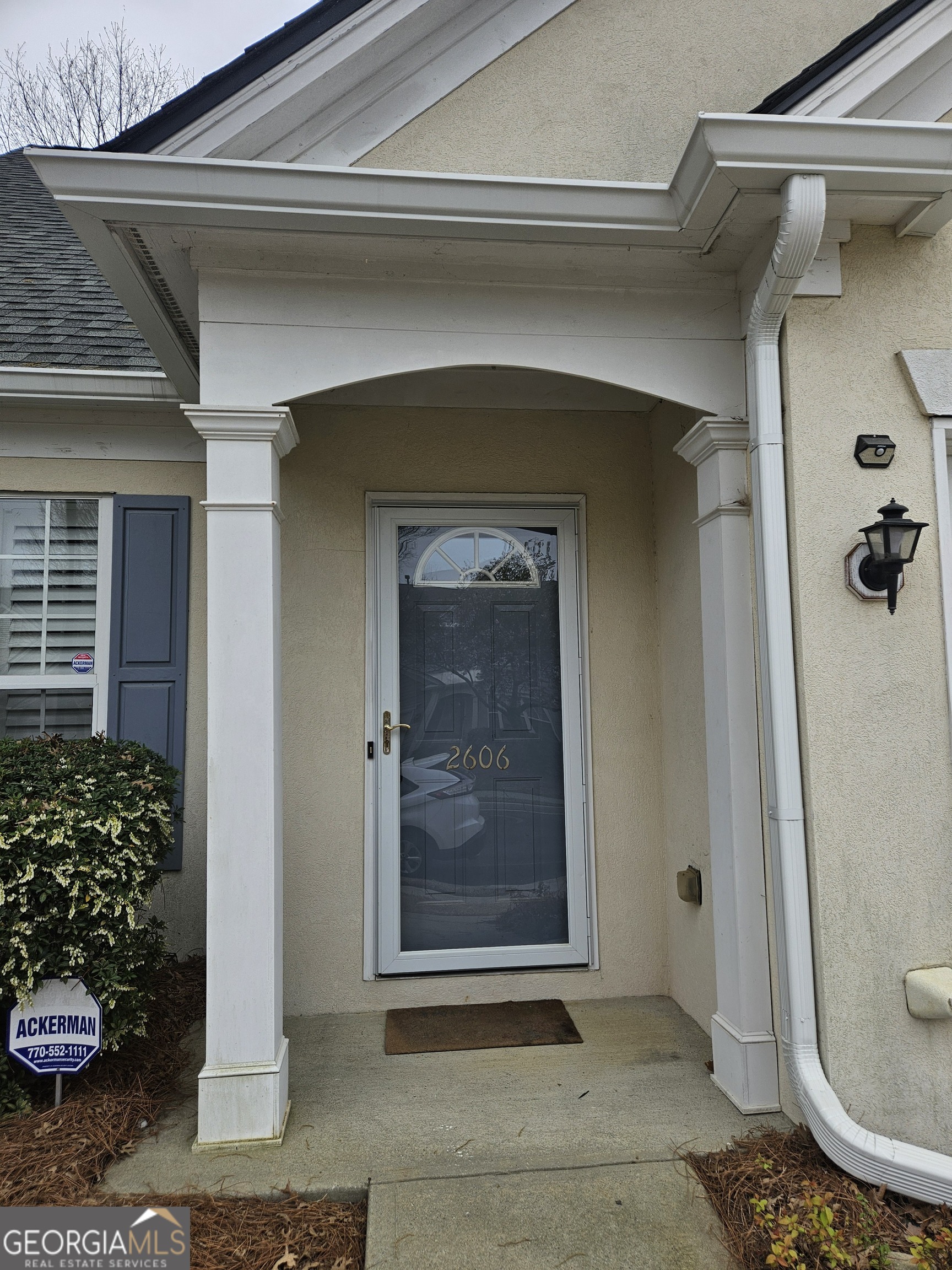 2606 Timbercreek Circle Property Photo 2
