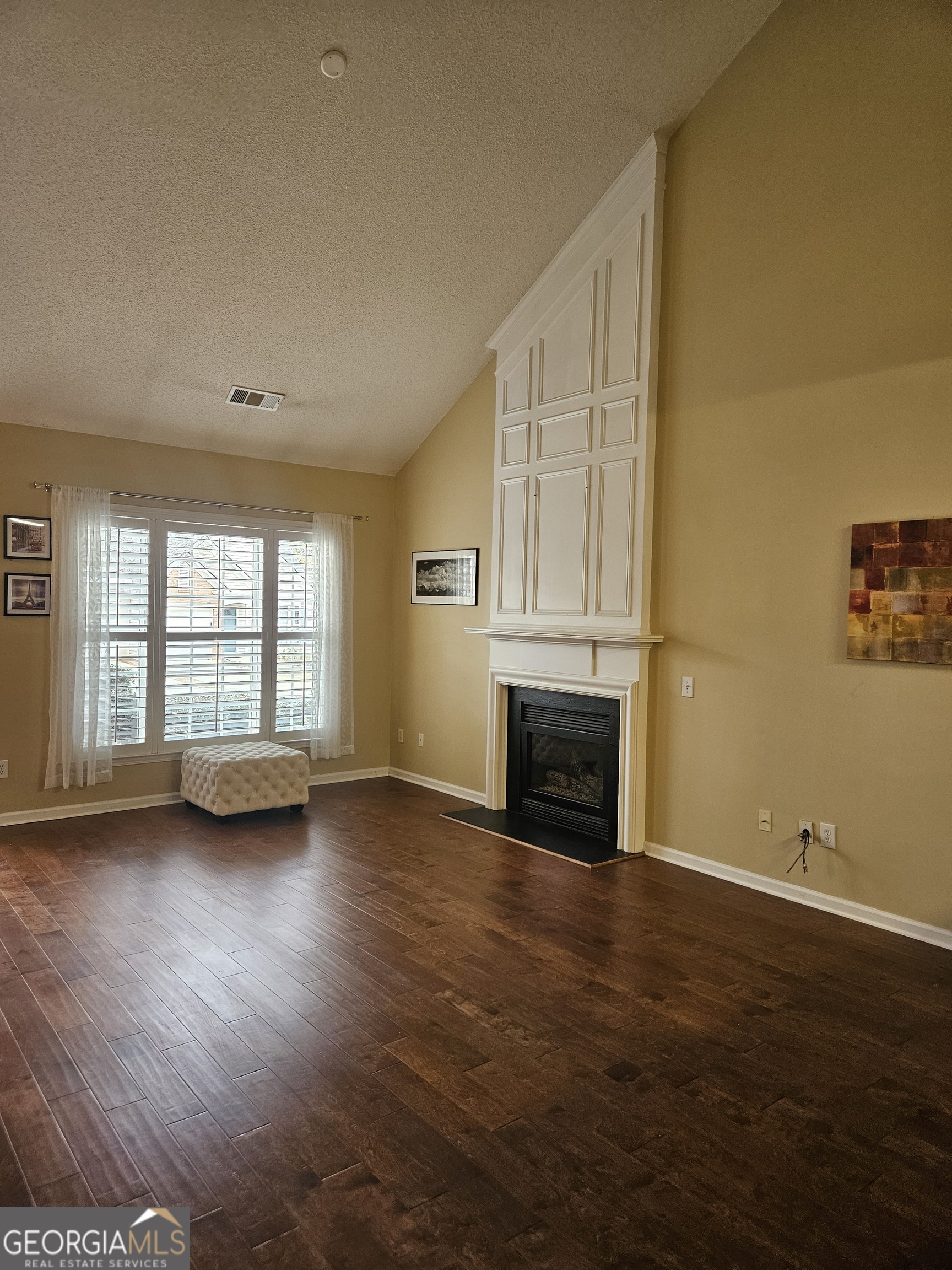 2606 Timbercreek Circle Property Photo 5