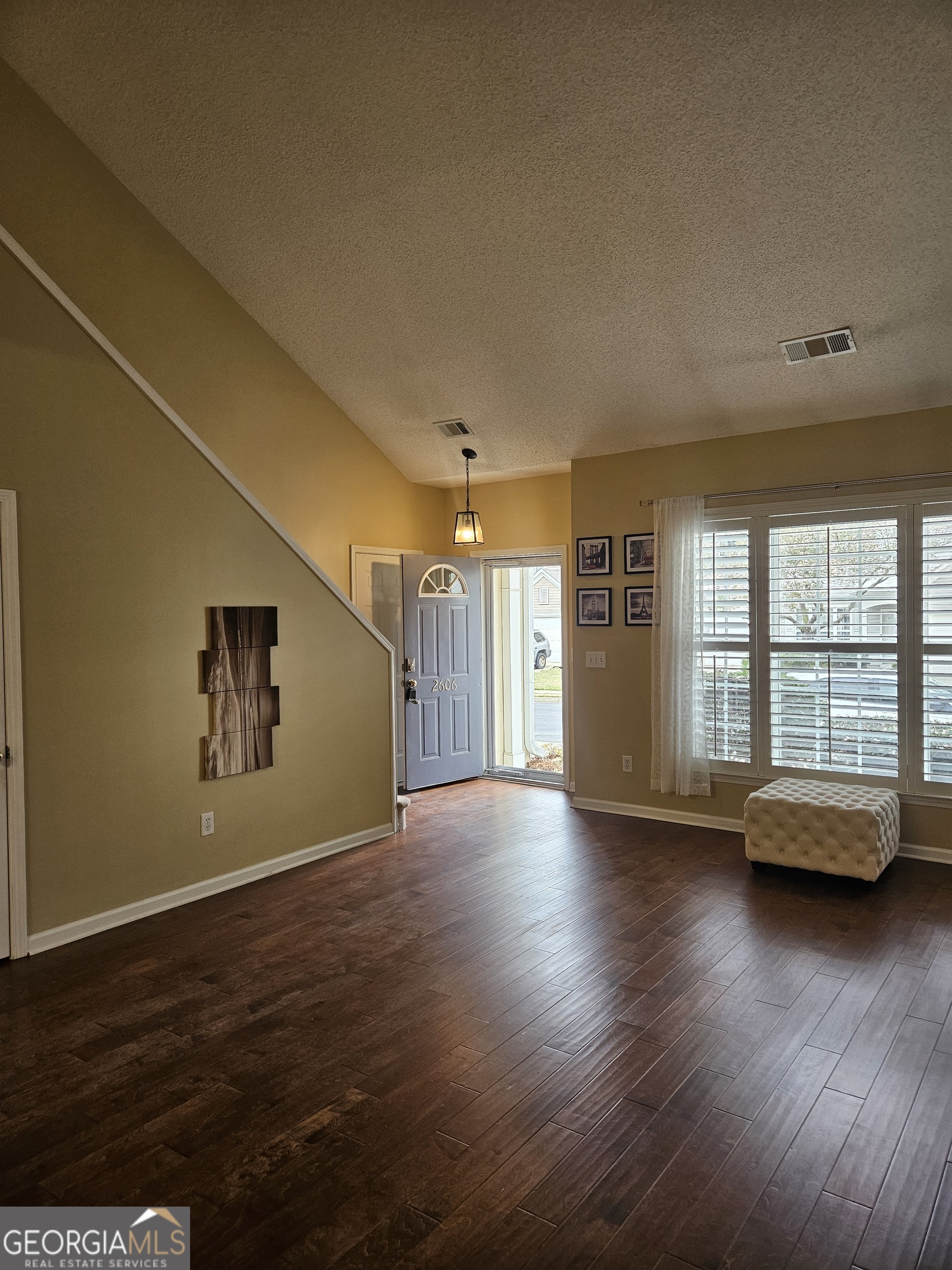 2606 Timbercreek Circle Property Photo 6