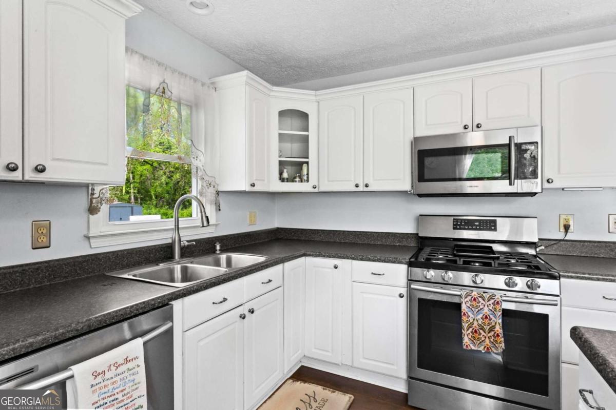 363 Arnold Mill Road Property Photo 11