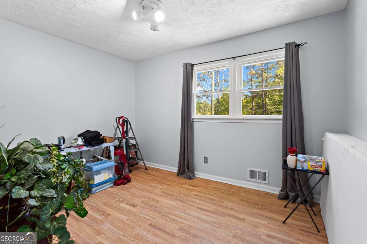 363 Arnold Mill Road Property Photo 16