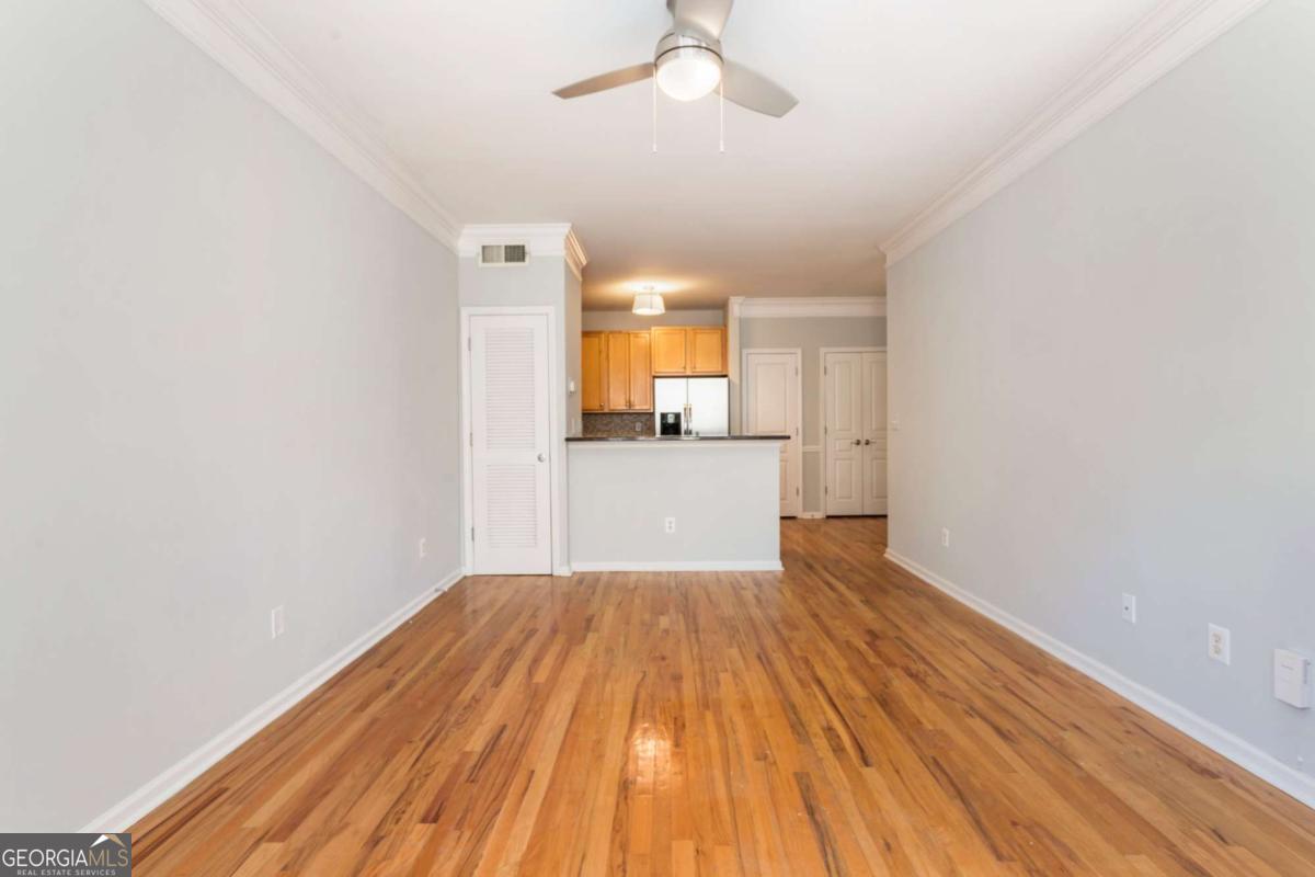 375 Highland Avenue Ne # 1011 Property Photo 11
