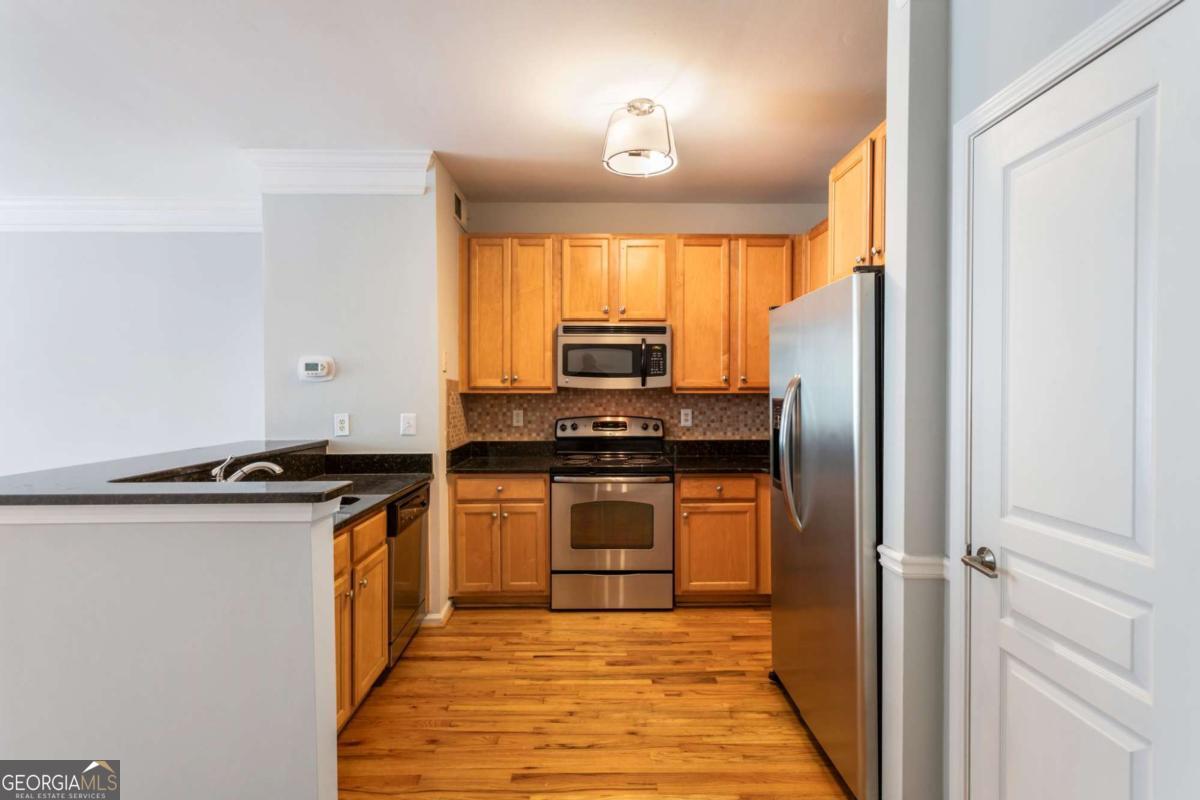 375 Highland Avenue Ne # 1011 Property Photo 14