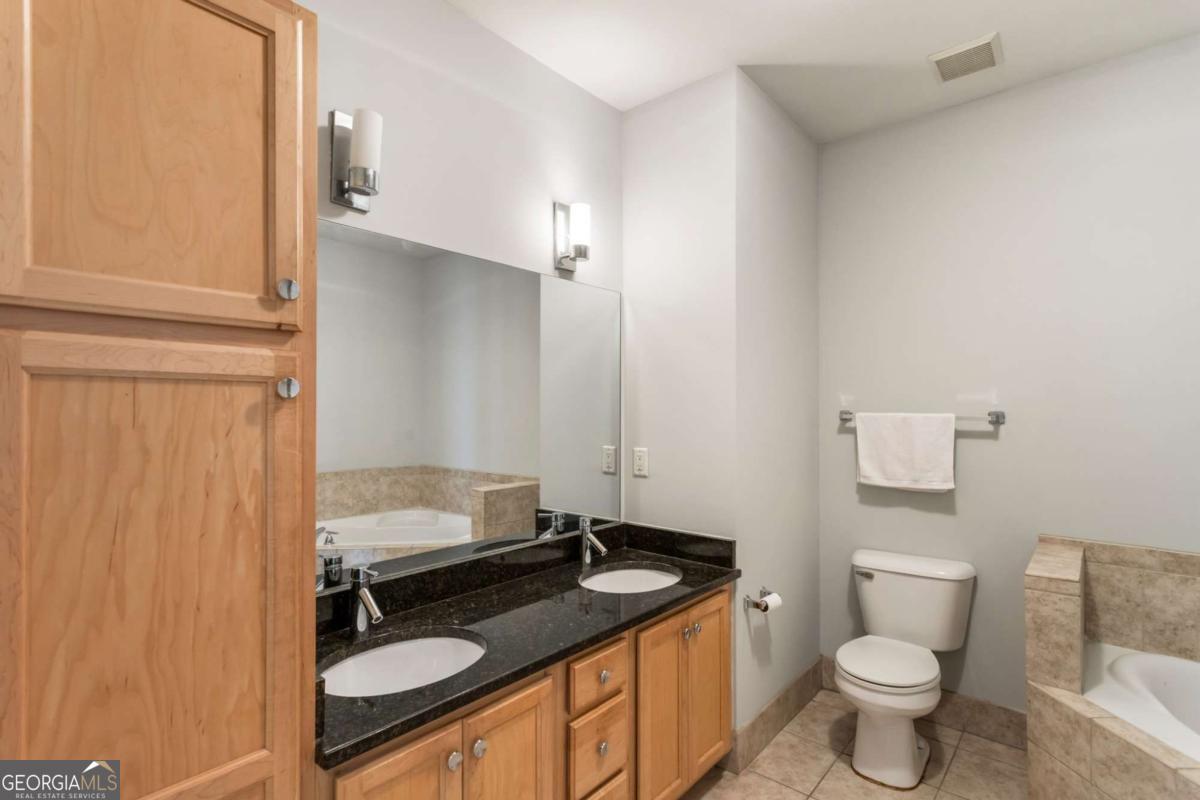 375 Highland Avenue Ne # 1011 Property Photo 25