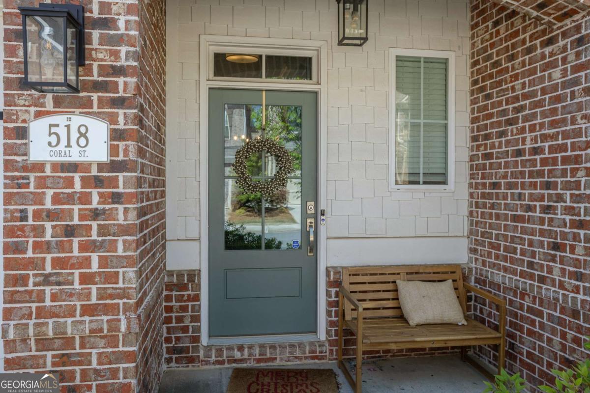 518 Coral Street Property Photo 3