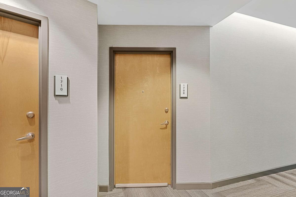 361 17th Street Nw # 1708 Property Photo 2