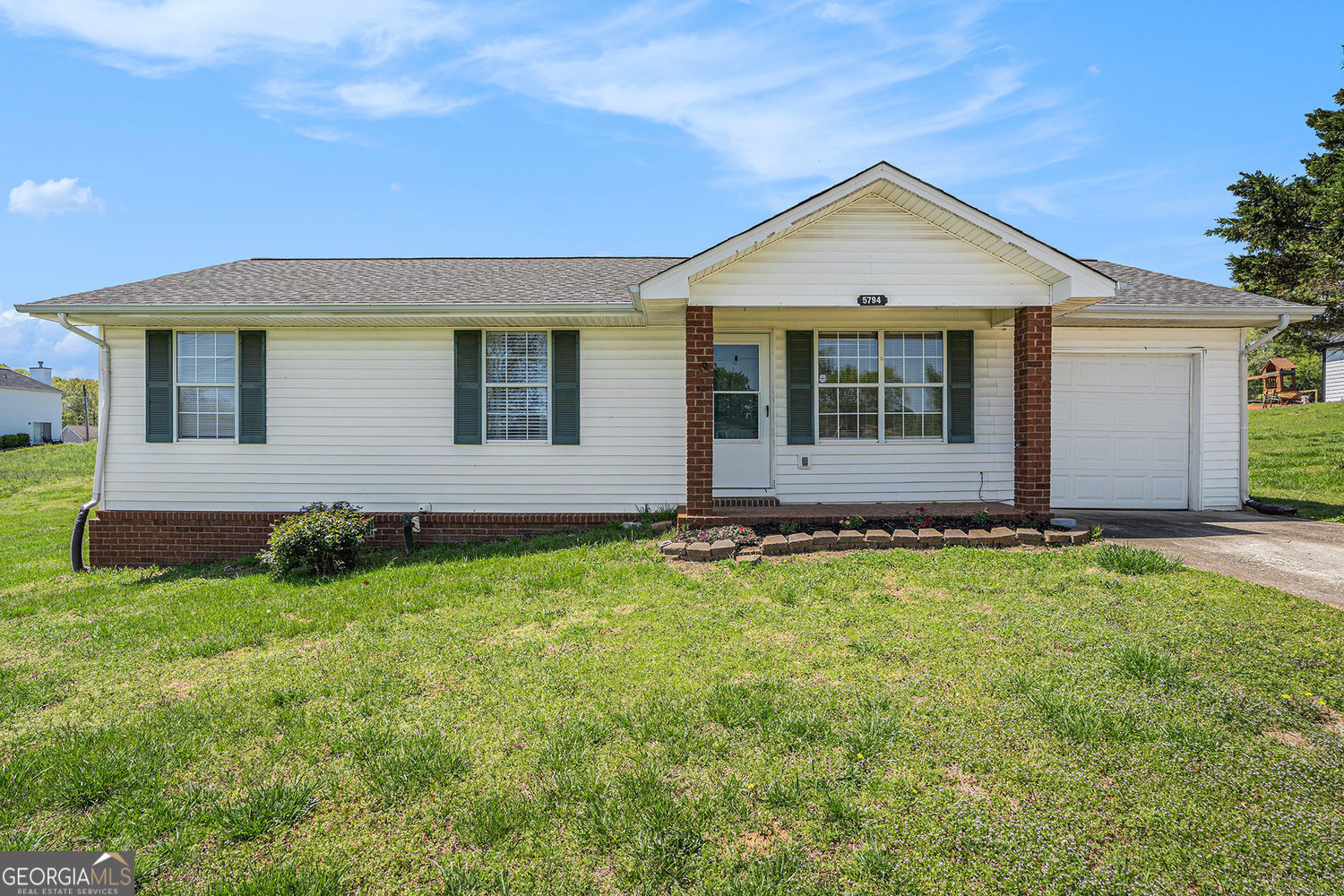 5794 Parks Road Property Photo 1