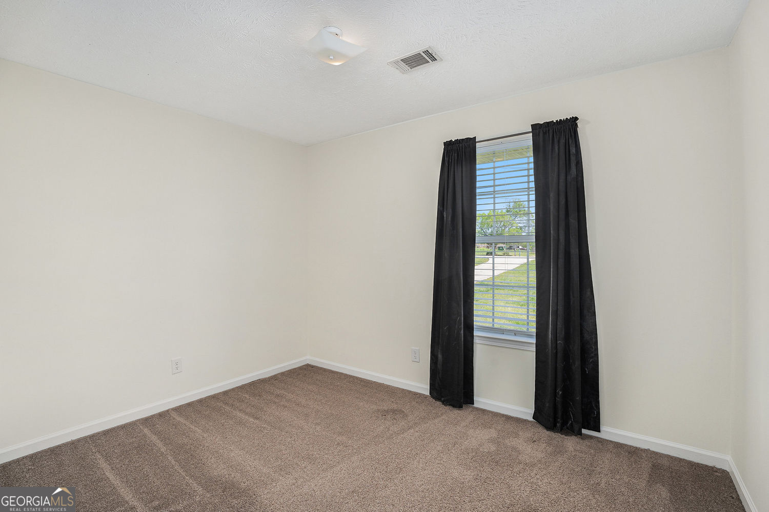 5794 Parks Road Property Photo 8