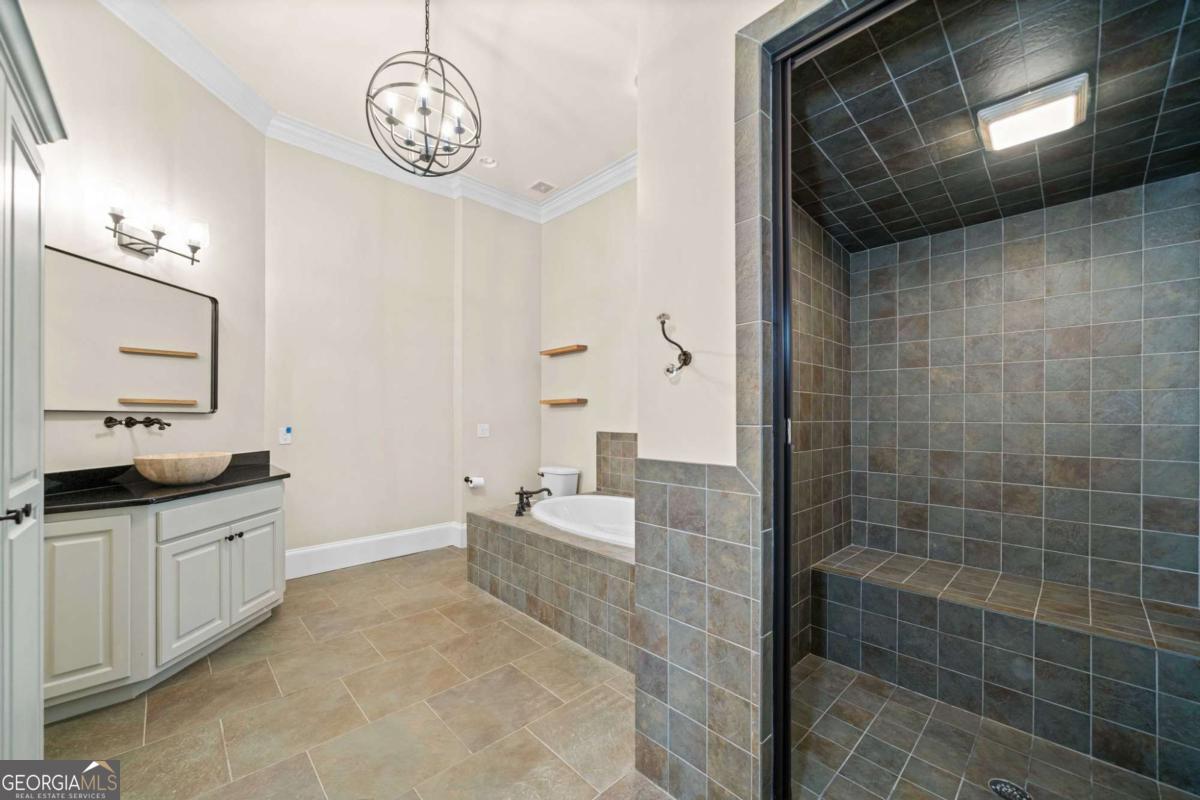 411 River Bluff Lane Property Photo 46