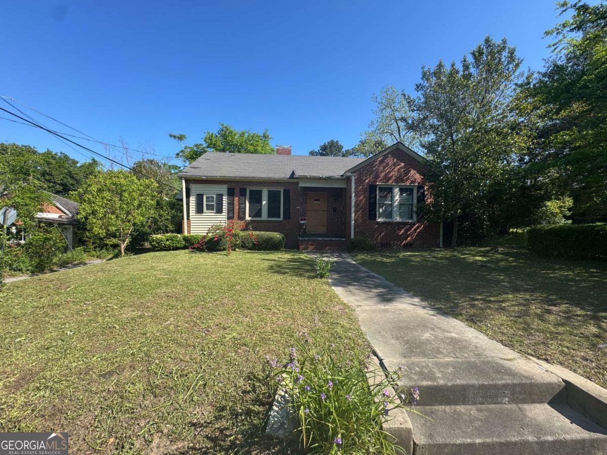 2773 Beech Avenue Property Photo 2