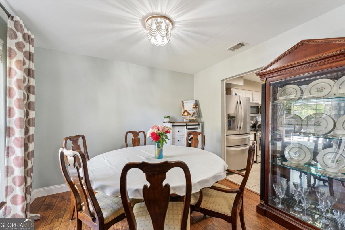 13 River Oaks Road Property Photo 14