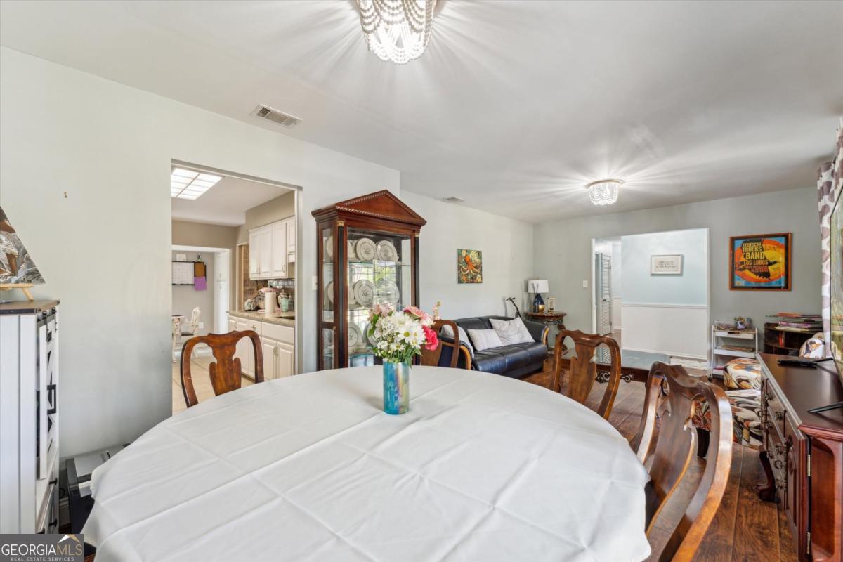 13 River Oaks Road Property Photo 16