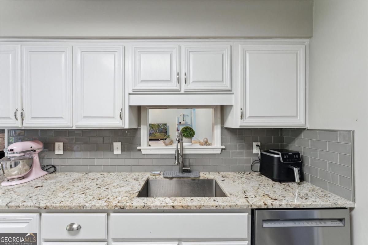 13 River Oaks Road Property Photo 25