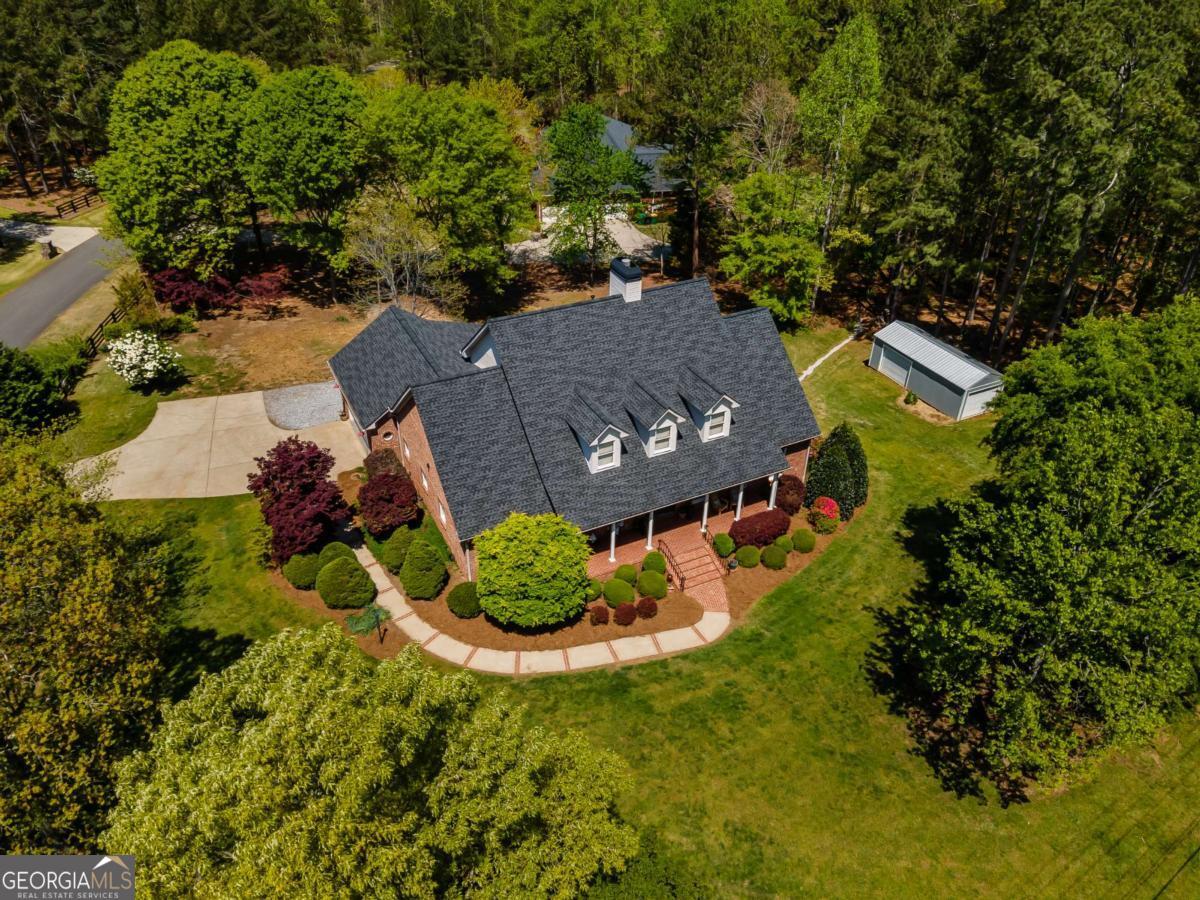 200 Sugar Mill Lane Property Photo 2