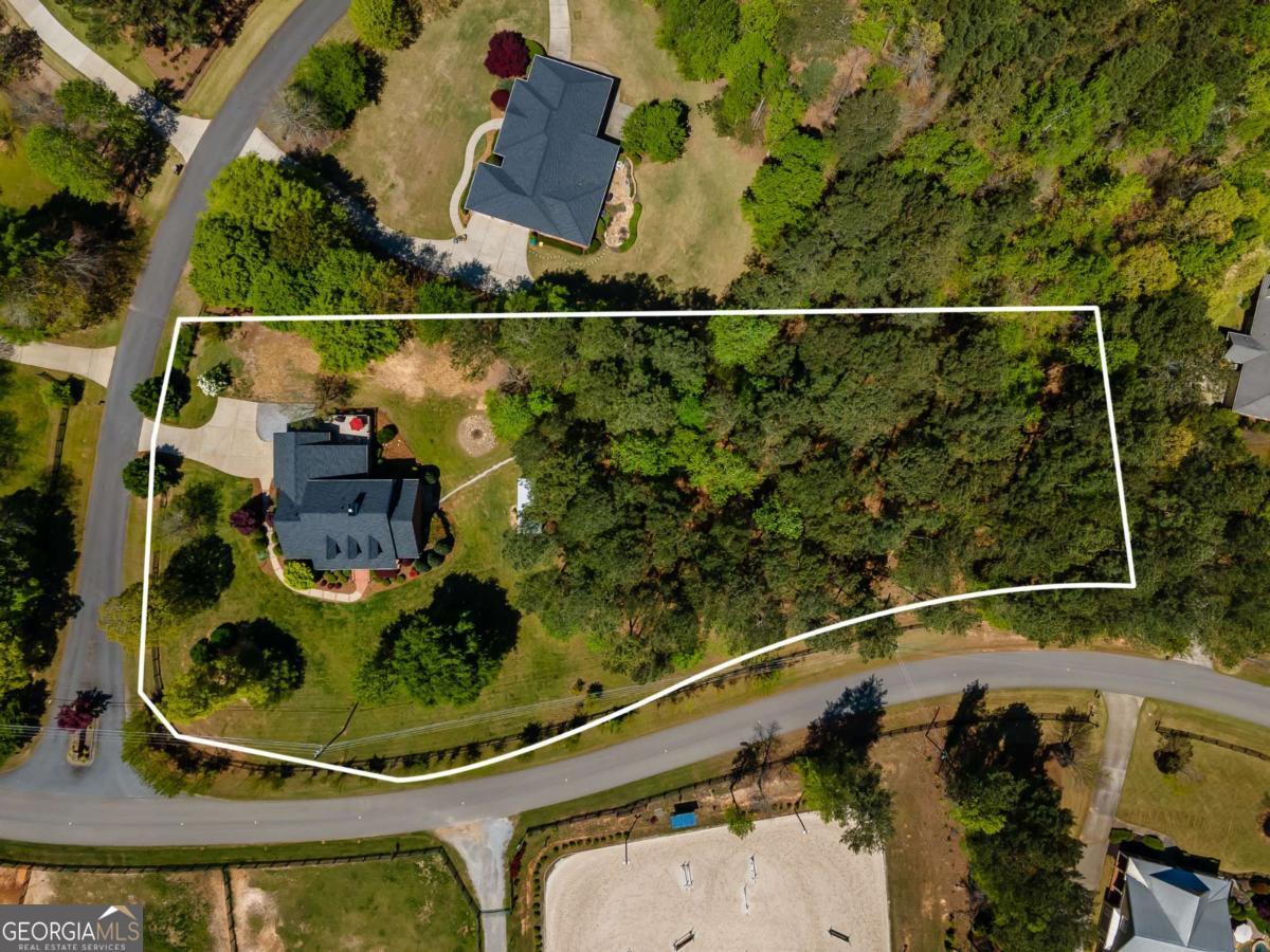 200 Sugar Mill Lane Property Photo 3