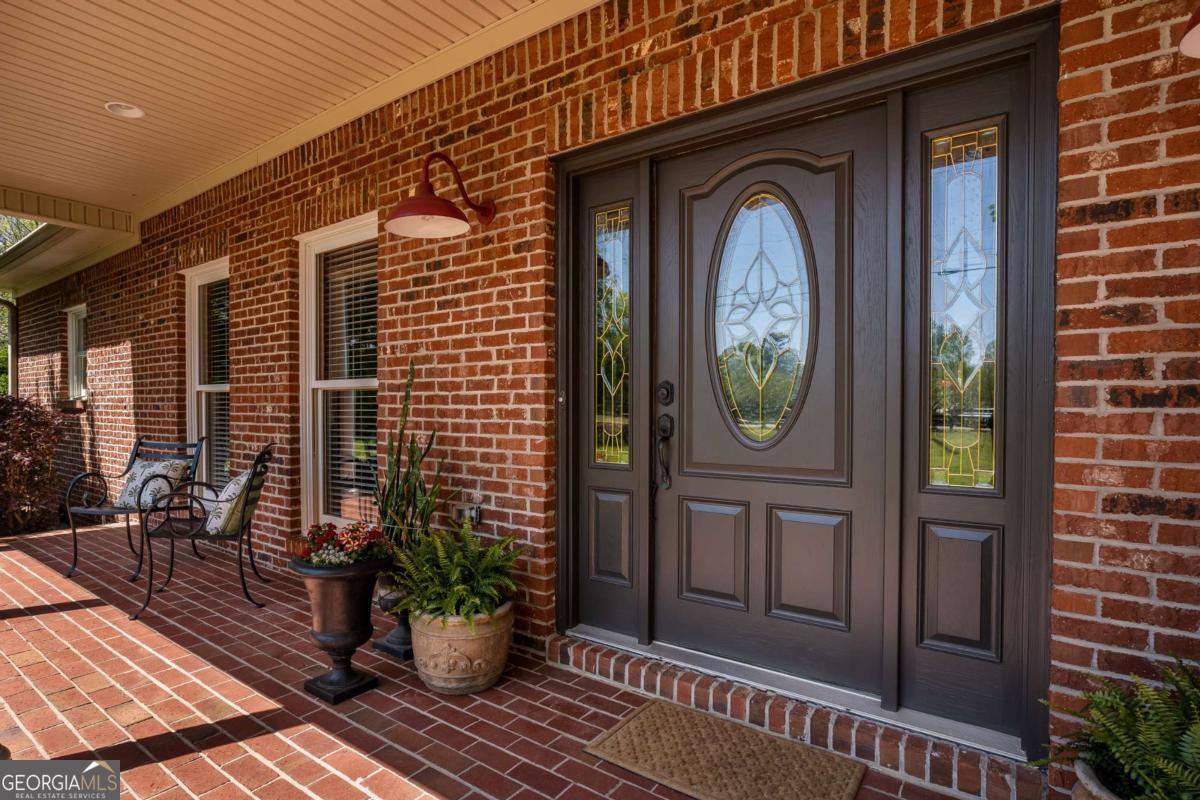 200 Sugar Mill Lane Property Photo 4