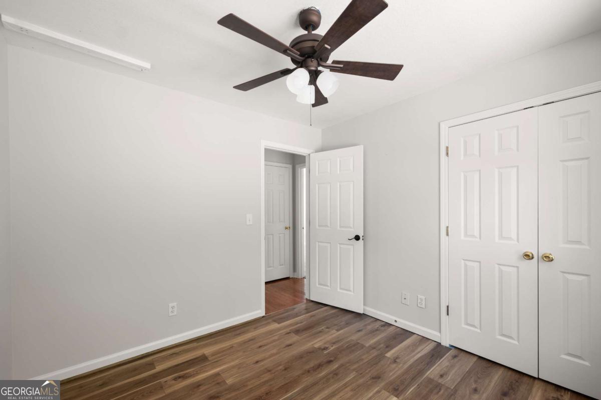895 Charleston Court Property Photo 20